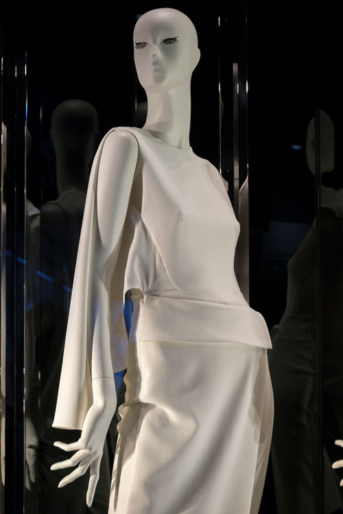 Photo report Milan shopping windows