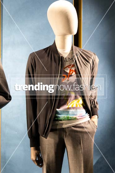 Milan shopping windows Larusmiani