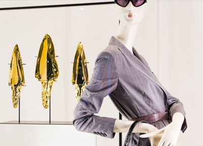 Milan shopping windows Photo report Milan shopping windows